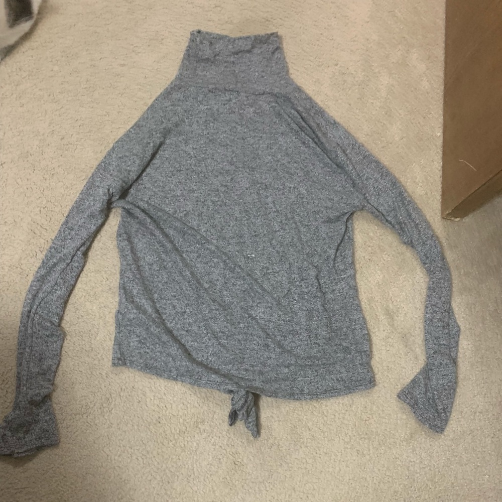 Cropped turtle neck